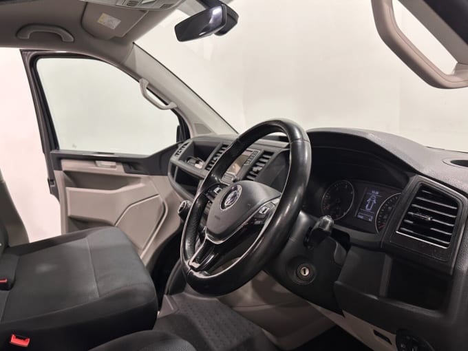 2025 Volkswagen Transporter