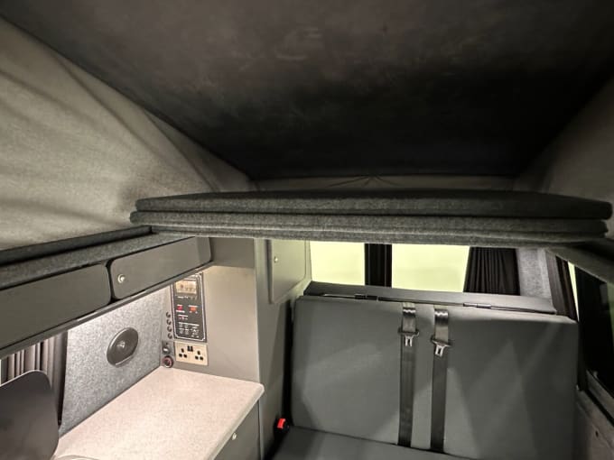 2025 Volkswagen Transporter
