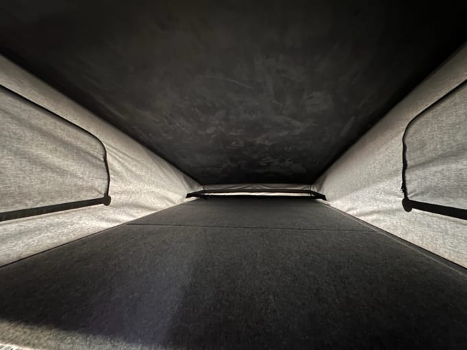 2025 Volkswagen Transporter