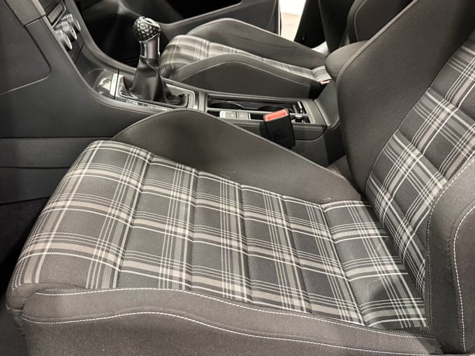 2025 Volkswagen Golf