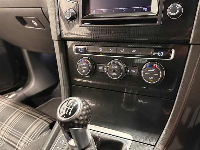2025 Volkswagen Golf