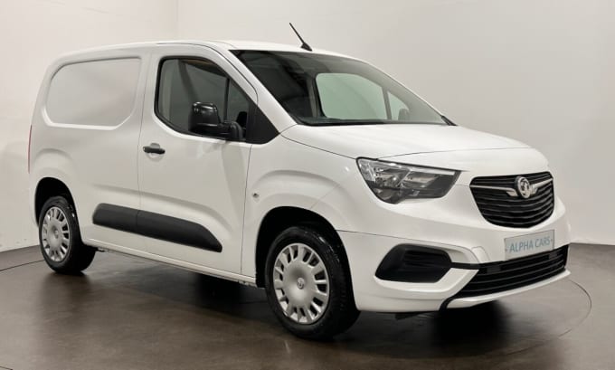 2025 Vauxhall Combo