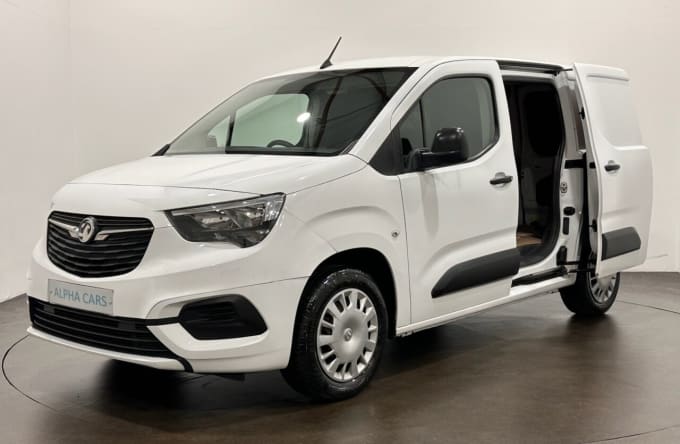 2025 Vauxhall Combo