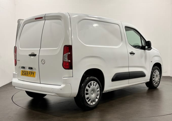 2025 Vauxhall Combo