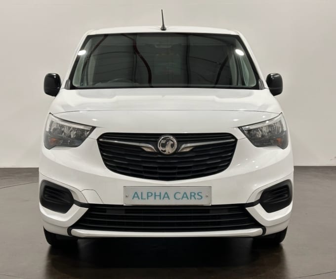 2025 Vauxhall Combo