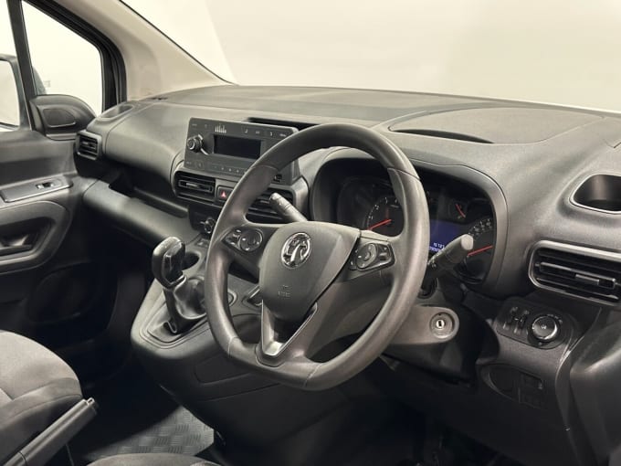 2025 Vauxhall Combo