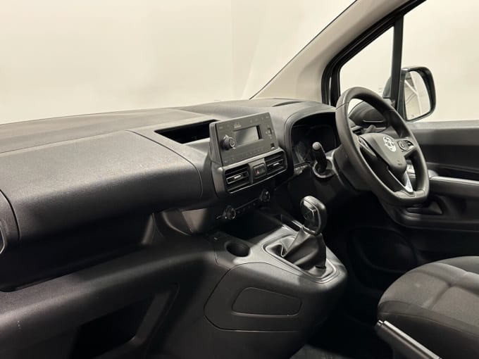2025 Vauxhall Combo