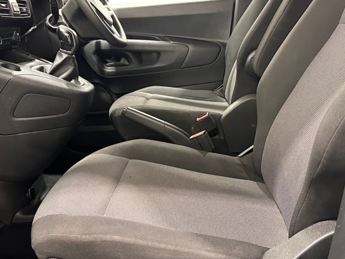 2025 Vauxhall Combo
