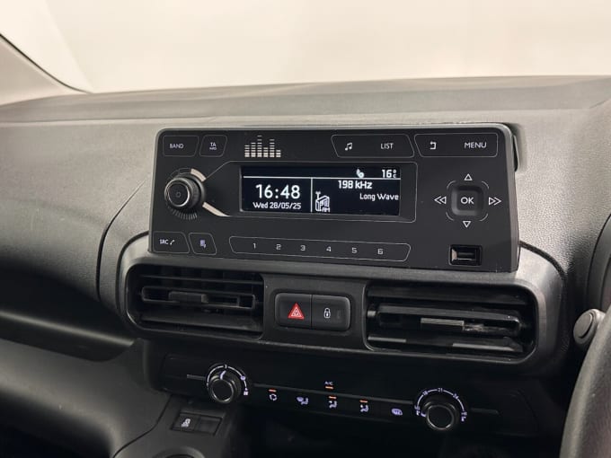 2025 Vauxhall Combo