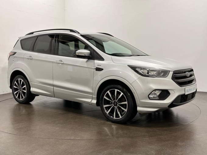 2025 Ford Kuga