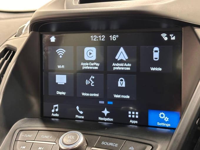 2025 Ford Kuga