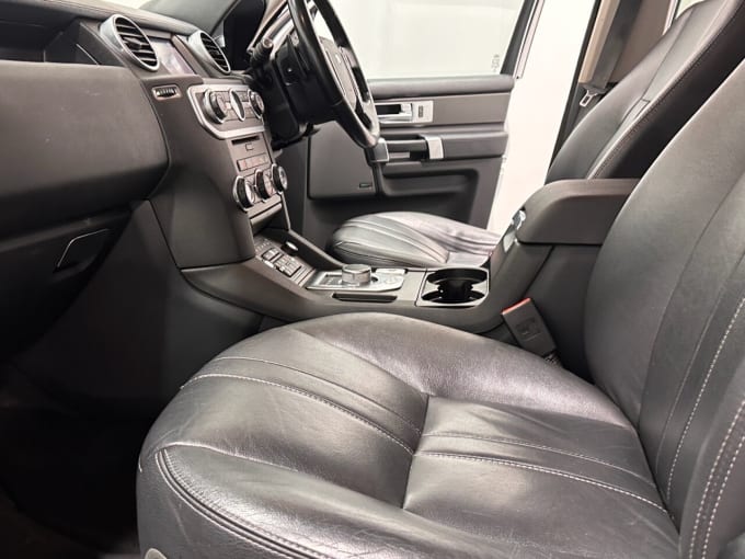 2025 Land Rover Discovery 4