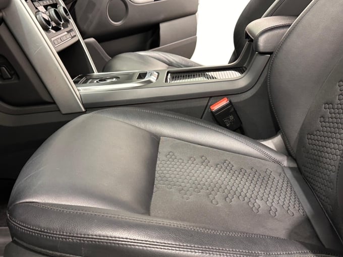 2025 Land Rover Discovery Sport