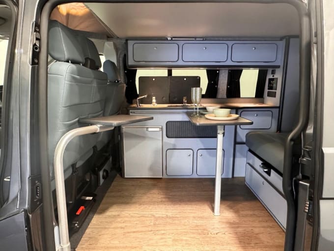 2025 Volkswagen Transporter