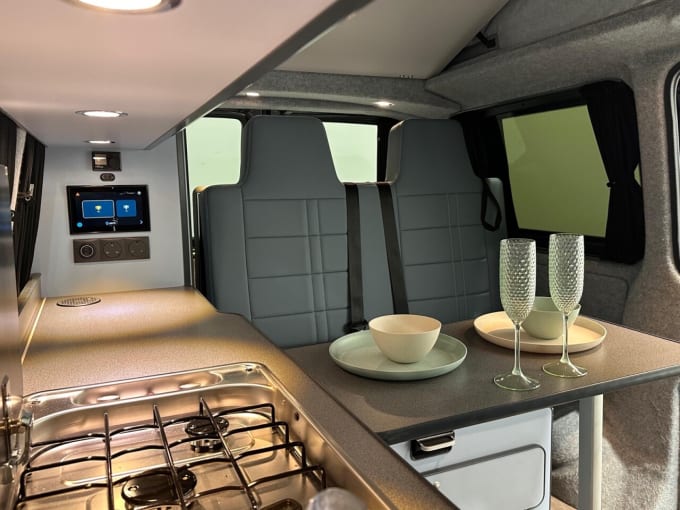 2025 Volkswagen Transporter