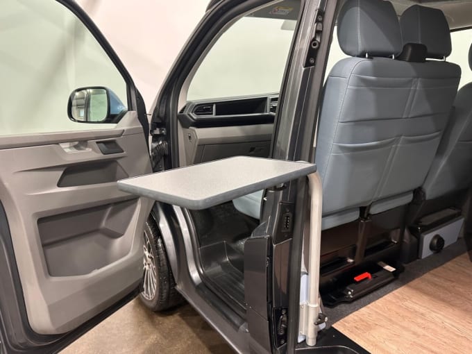 2025 Volkswagen Transporter