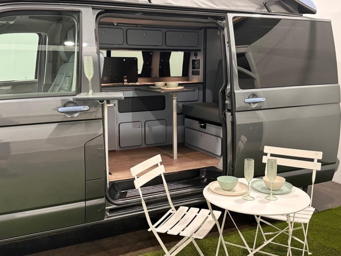 2025 Volkswagen Transporter