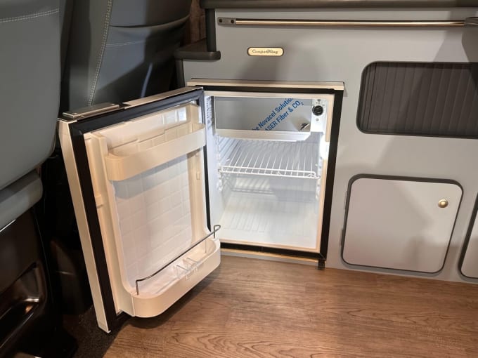 2025 Volkswagen Transporter