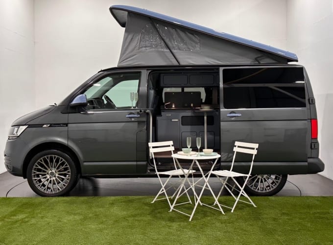 2025 Volkswagen Transporter
