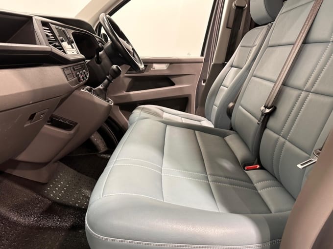 2025 Volkswagen Transporter