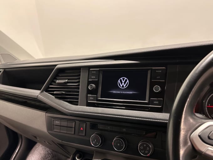2025 Volkswagen Transporter