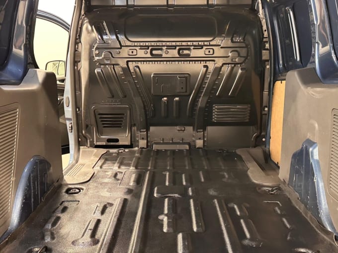 2025 Ford Transit Connect