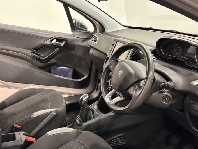 2025 Peugeot 208