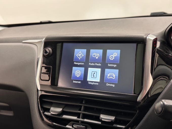 2025 Peugeot 208