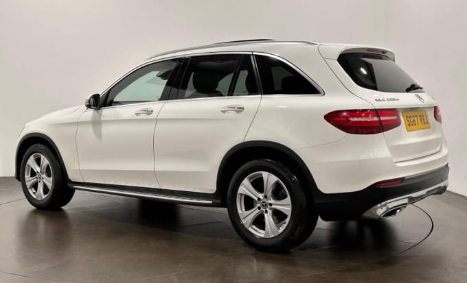 2025 Mercedes-benz Glc