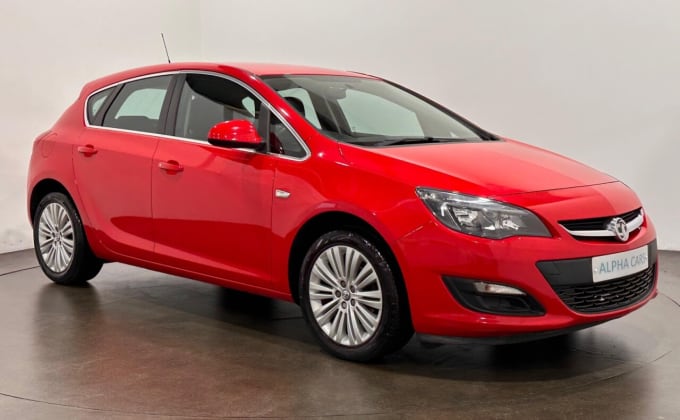2025 Vauxhall Astra