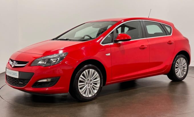 2025 Vauxhall Astra