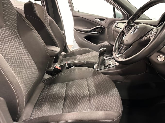 2025 Vauxhall Astra