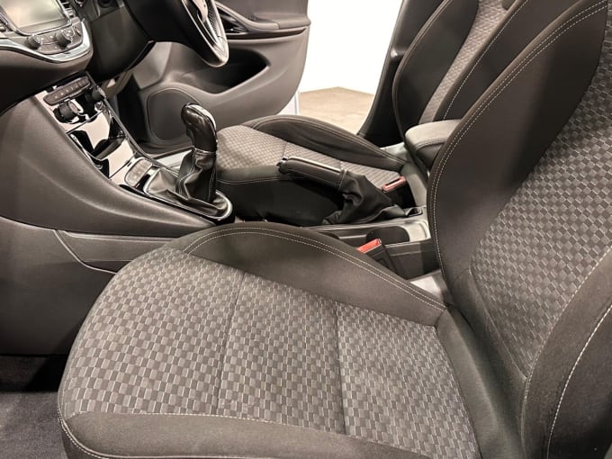 2025 Vauxhall Astra