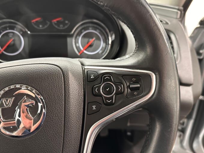 2025 Vauxhall Insignia