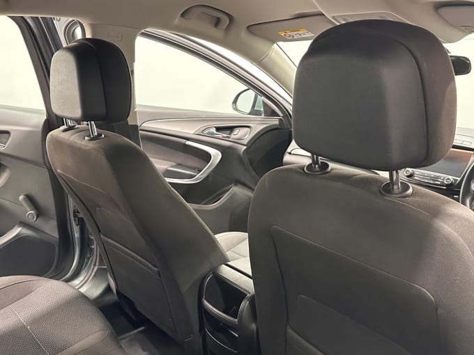 2025 Vauxhall Insignia