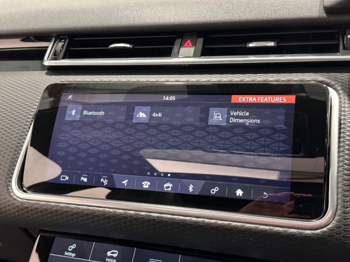 2025 Land Rover Range Rover Velar