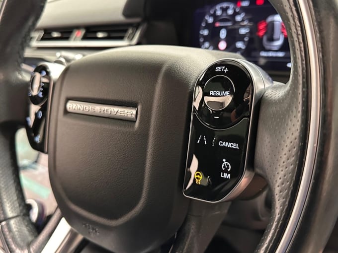 2025 Land Rover Range Rover Velar