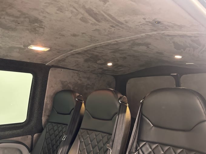 2025 Volkswagen Transporter