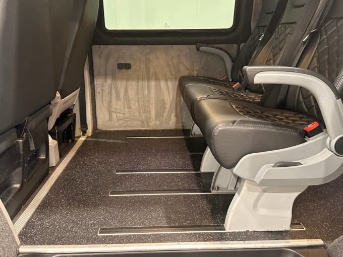 2025 Volkswagen Transporter