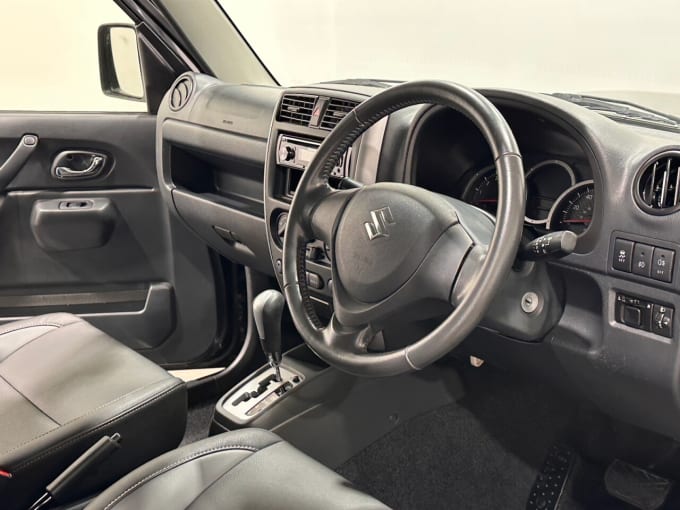 2025 Suzuki Jimny