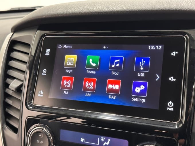 2025 Mitsubishi Shogun Sport