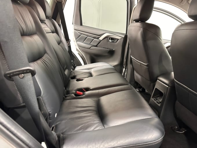 2025 Mitsubishi Shogun Sport