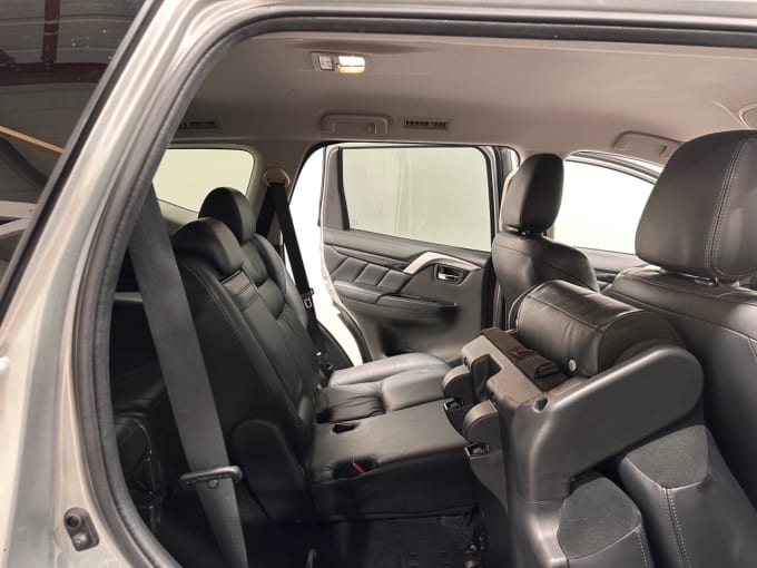 2025 Mitsubishi Shogun Sport