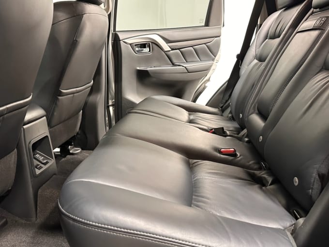 2025 Mitsubishi Shogun Sport