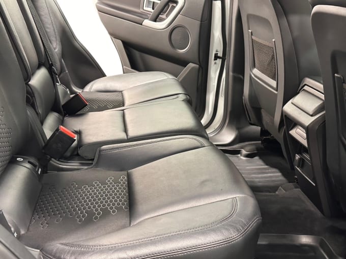 2025 Land Rover Discovery Sport