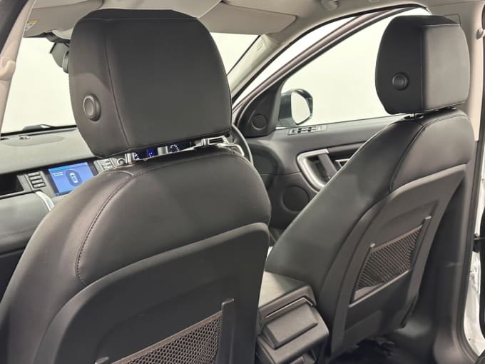 2025 Land Rover Discovery Sport