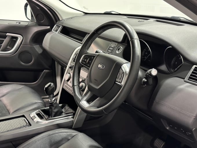 2025 Land Rover Discovery Sport