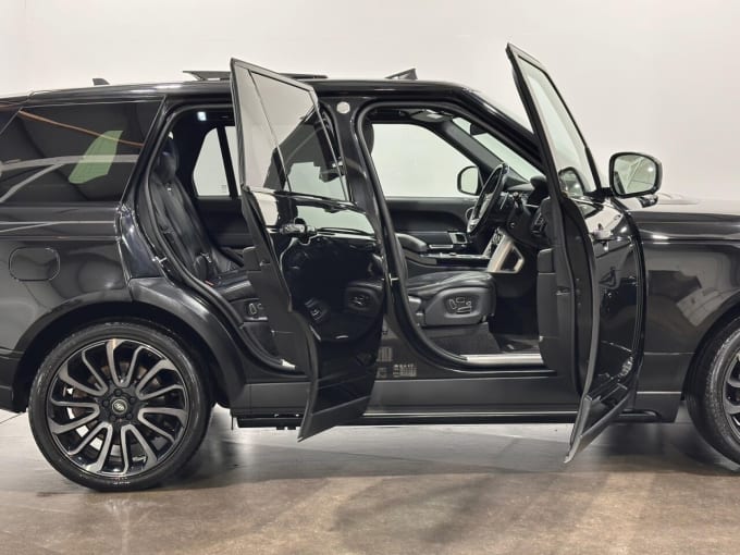 2025 Land Rover Range Rover