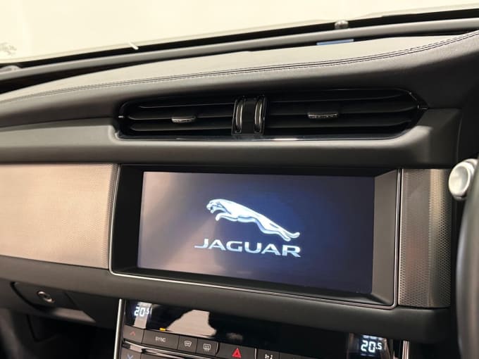2025 Jaguar Xf