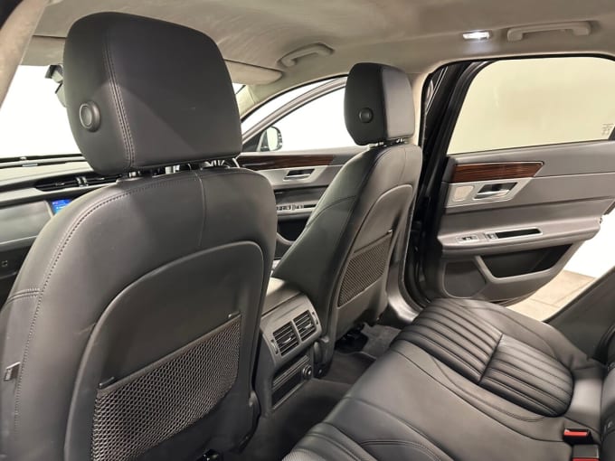 2025 Jaguar Xf